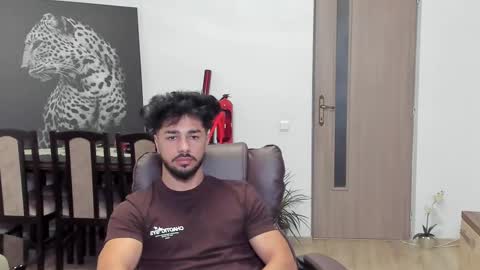 Tison online show from November 17, 3:36 pm