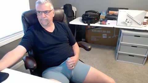 marky0029 online show from June 3, 1:58 pm