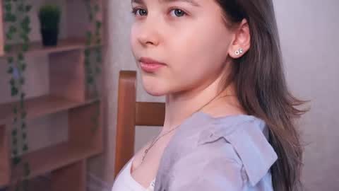 Noa online show from March 20, 2:22 pm