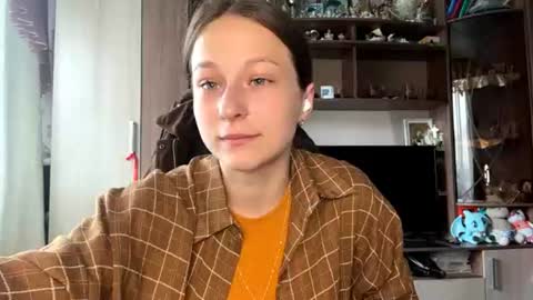 Lena online show from June 18, 8:09 am