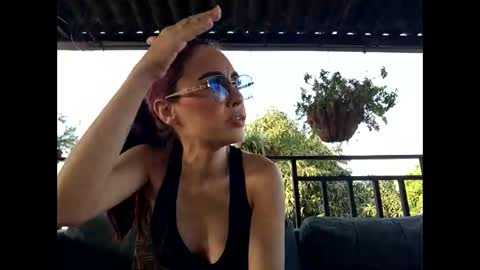 marynmartinez online show from December 14, 9:32 pm