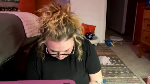 maroon_moon online show from February 16, 10:54 pm