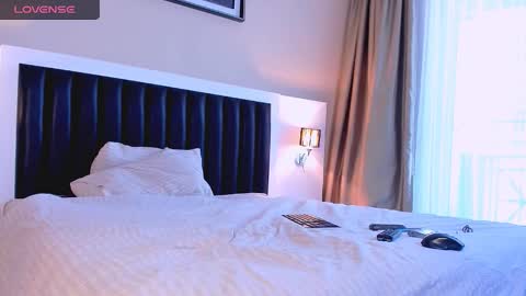 Mari online show from November 19, 7:18 am