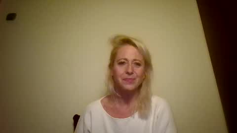 MaryGoRound online show from October 16, 3:28 am