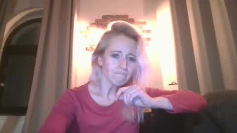 MaryGoRound online show from January 16, 5:32 am