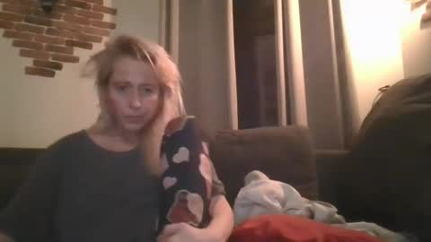 MaryGoRound online show from February 3, 2:25 am