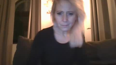 MaryGoRound online show from February 28, 11:12 pm