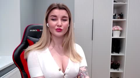 Marti online show from March 12, 12:42 am