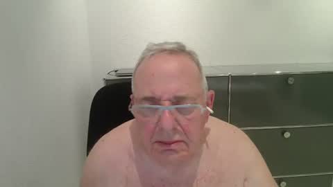 martin_1947 online show from July 17, 11:06 pm