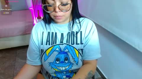 Hey im martina online show from June 7, 7:57 am