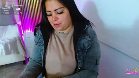 Hey im martina online show from June 4, 3:12 am