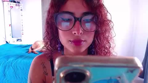 Snapshot of mary_jane1_ chatting on October 27, 9:37 pm mary online show from October 27, 9:37 pm