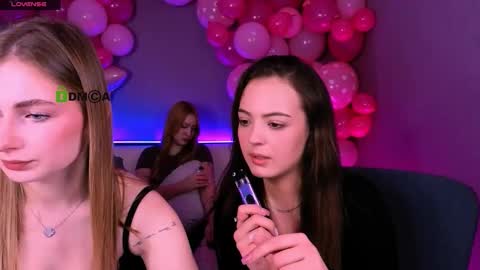 Mary online show from February 12, 8:56 pm