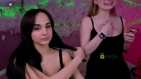 Mary online show from March 6, 8:52 pm