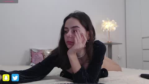 mary_the_queen online show from February 9, 5:40 am