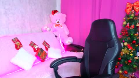 maryam online show from December 15, 1:01 am