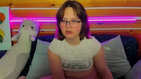 marybryantt online show from February 22, 1:42 am