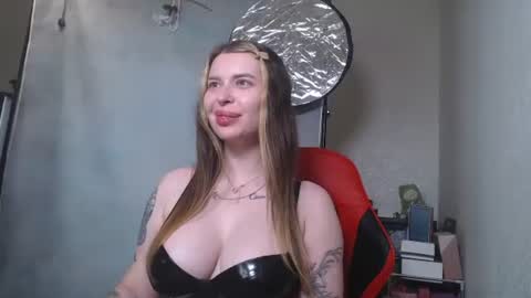 maryh0tlove online show from July 27, 3:53 pm