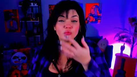 Mary online show from October 24, 8:31 pm