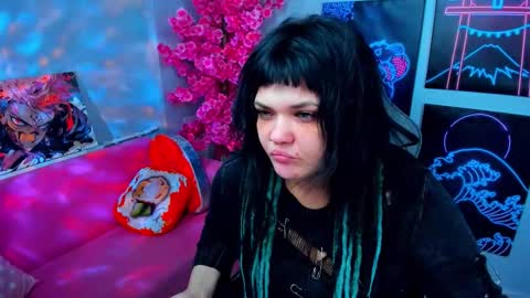 Mary online show from February 8, 11:35 am