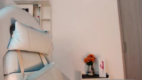 maryline online show from November 24, 5:00 pm