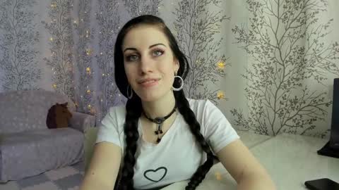 Snapshot of marylou_ chatting on March 5, 5:50 am Mary Lou online show from March 5, 5:50 am