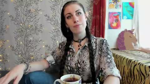 Snapshot of marylou_ chatting on February 2, 5:42 am Mary Lou online show from February 2, 5:42 am