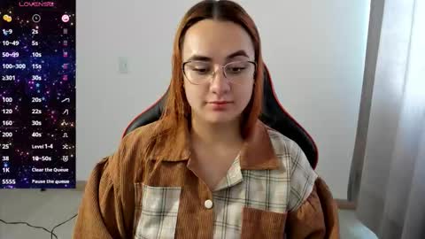 Dulce Maria online show from October 29, 3:14 pm