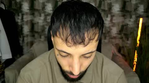 masculineguy69 online show from February 14, 8:00 pm