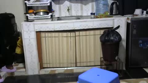 Cate online show from October 4, 6:39 pm