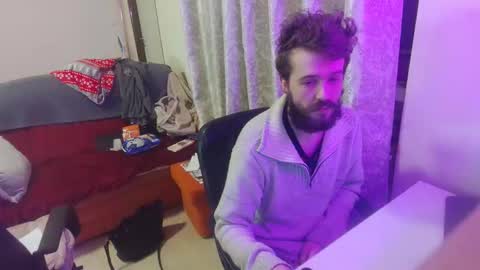 mash_potatoes_are_good online show from February 18, 1:38 am