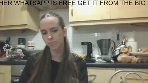 Extreme Couple online show from December 14, 8:51 pm