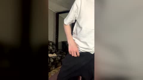 masonsilver_ online show from March 9, 4:44 pm