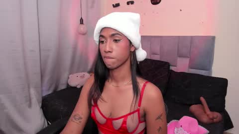 massielhot online show from December 16, 10:49 pm