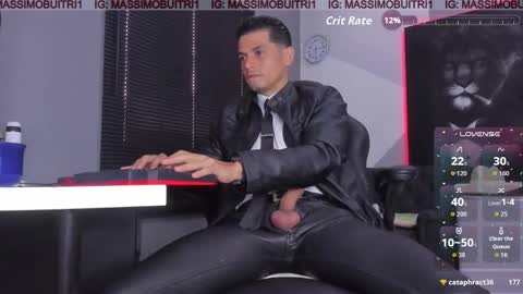 Snapshot of massimo_g chatting on October 21, 1:59 pm I am Massimo online show from October 21, 1:59 pm