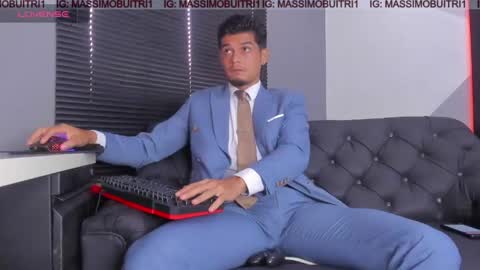I am Massimo online show from June 8, 12:17 pm
