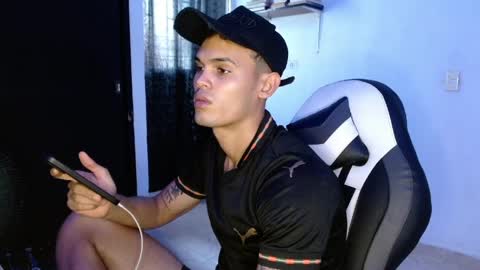 master_black777 online show from April 14, 6:00 pm