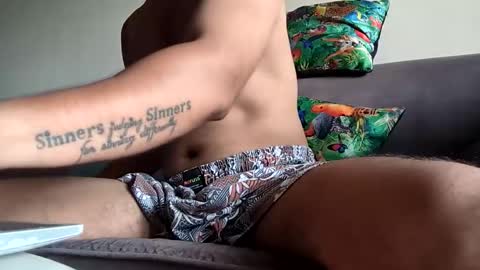 Master Fuckin Leo online show from May 31, 4:33 am