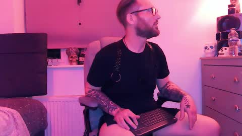 masterbailey online show from February 22, 11:40 pm