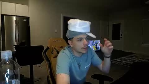 Snapshot of masterjizz1_0 chatting on October 14, 2:36 am masterjizz1_0 online show from October 14, 2:36 am