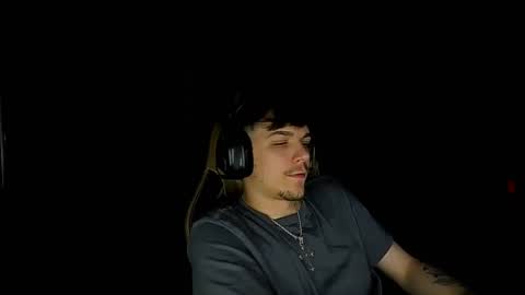 Snapshot of masterjizz1_0 chatting on October 22, 5:54 am masterjizz1_0 online show from October 22, 5:54 am