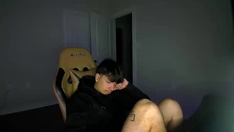 Snapshot of masterjizz1_0 chatting on October 12, 4:49 am masterjizz1_0 online show from October 12, 4:49 am