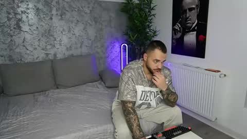 masterkingmuscle online show from January 14, 8:17 pm