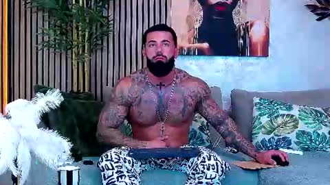 masterkingofmuscle online show from June 25, 8:08 am