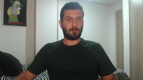 Snapshot of masterofinfatuation chatting on January 10, 2:35 am   online show from January 10, 2:35 am