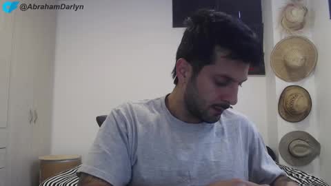 Snapshot of masterofinfatuation chatting on March 9, 12:09 pm   online show from March 9, 12:09 pm