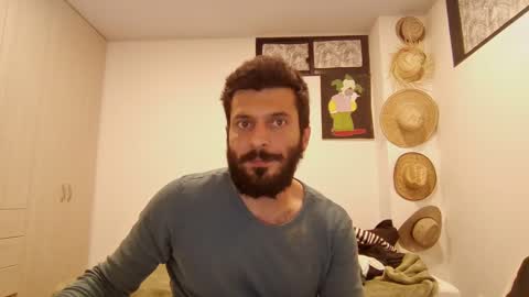 Snapshot of masterofinfatuation chatting on February 13, 11:26 pm   online show from February 13, 11:26 pm