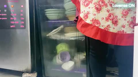 SuSu online show from November 25, 3:00 pm