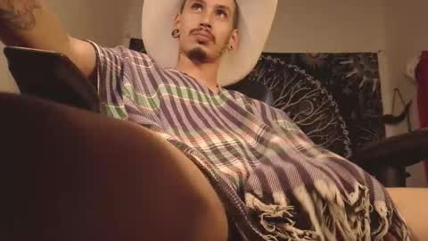 Mateo online show from October 30, 2:45 am