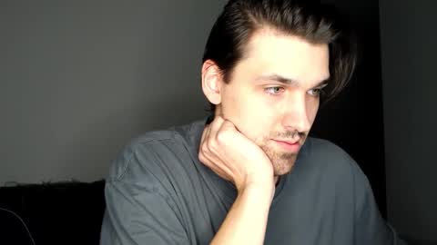 mateo_zeus online show from November 2, 3:17 am